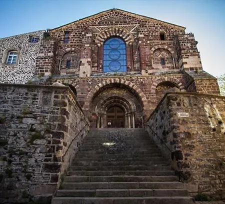 Konukevi Des Remparts De L Abbaye Le Monastier sur Gazeille